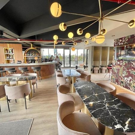 Icon 100 Luxury Apartasuites Bogotá Eksteriør bilde