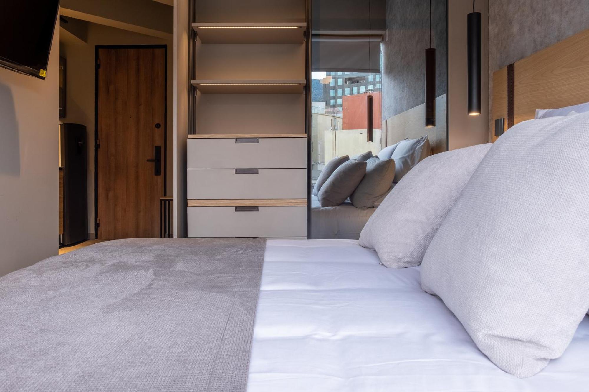 Icon 100 Luxury Apartasuites Bogotá Eksteriør bilde
